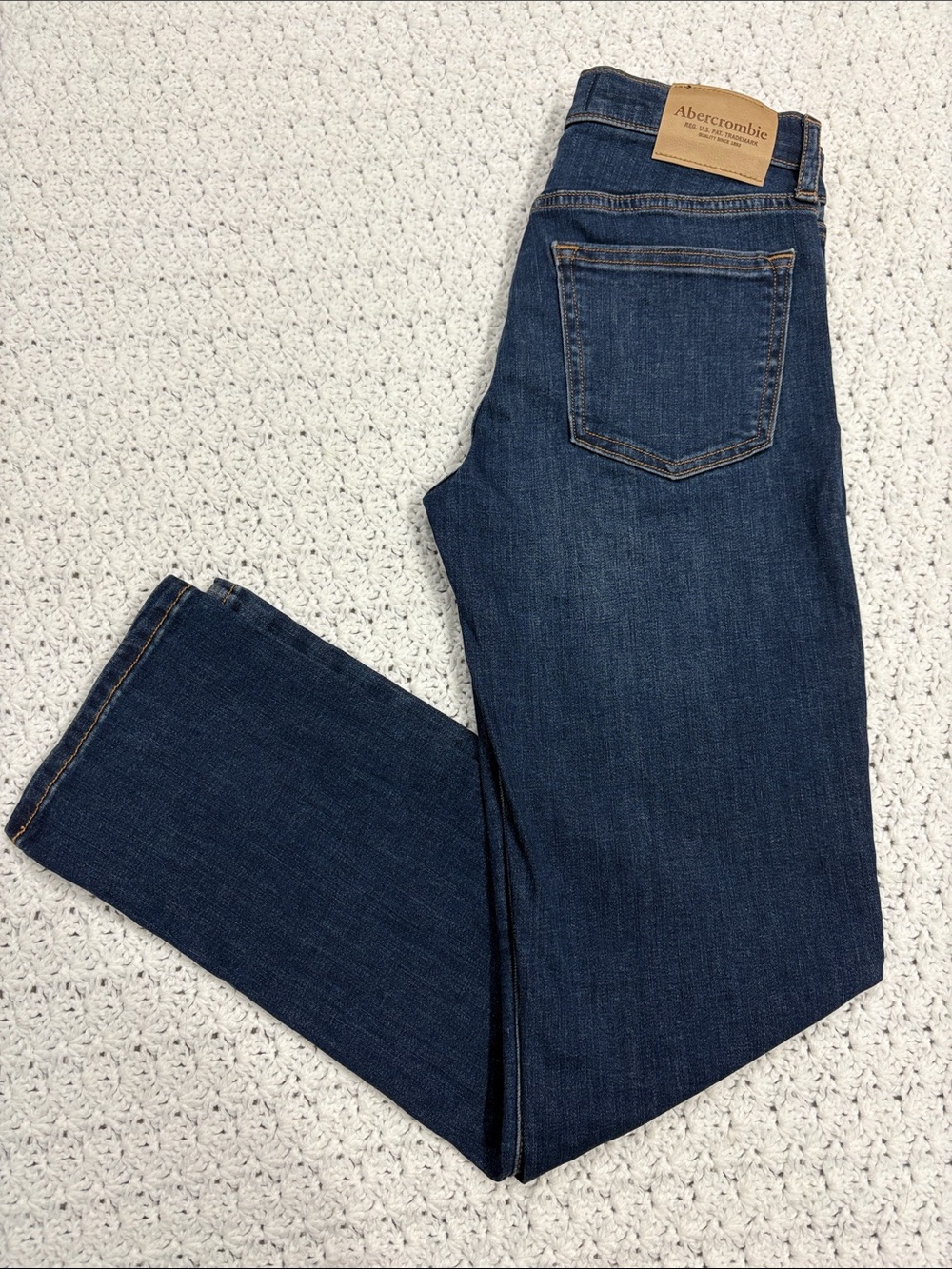 Abercrombie Kids Straight Leg Jeans Dark Wash Indigo Denim Size 11/12 Long EUC !
